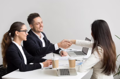 friendly-partners-handshaking-group-meeting-thanking-successful-teamwork_1163-4691 friendly-partners-handshaking-group-meeting-thanking-successful-teamwork_1163-4691